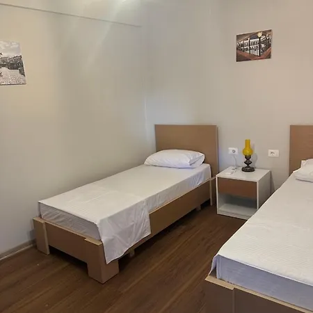 Alba Apartment *