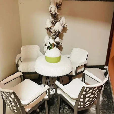 Alba Apartment *